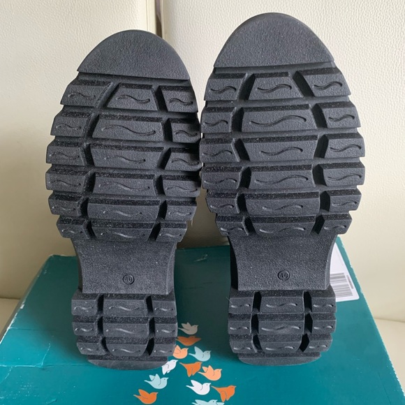 ANTHROPOLOGIE Farylrobin Chelsea Boots - Picture 10 of 10